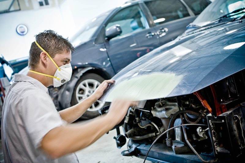 Ford Certified Collision Repair tech working